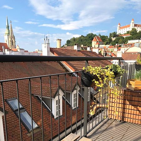 Apartments Bastova, Stela & Mia Apartments Братислава Екстер'єр фото