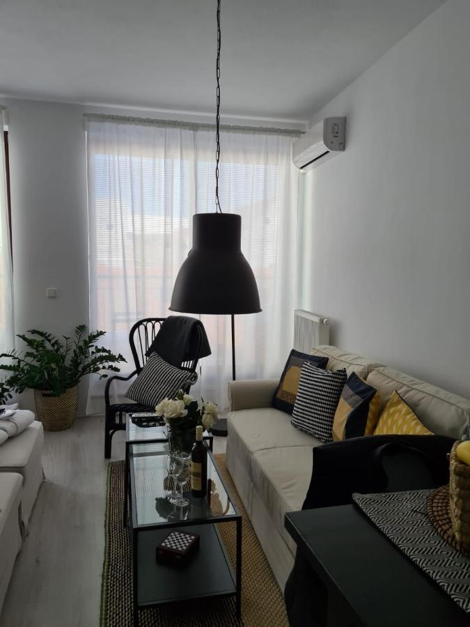 Apartments Bastova, Stela & Mia Apartments Братислава Екстер'єр фото
