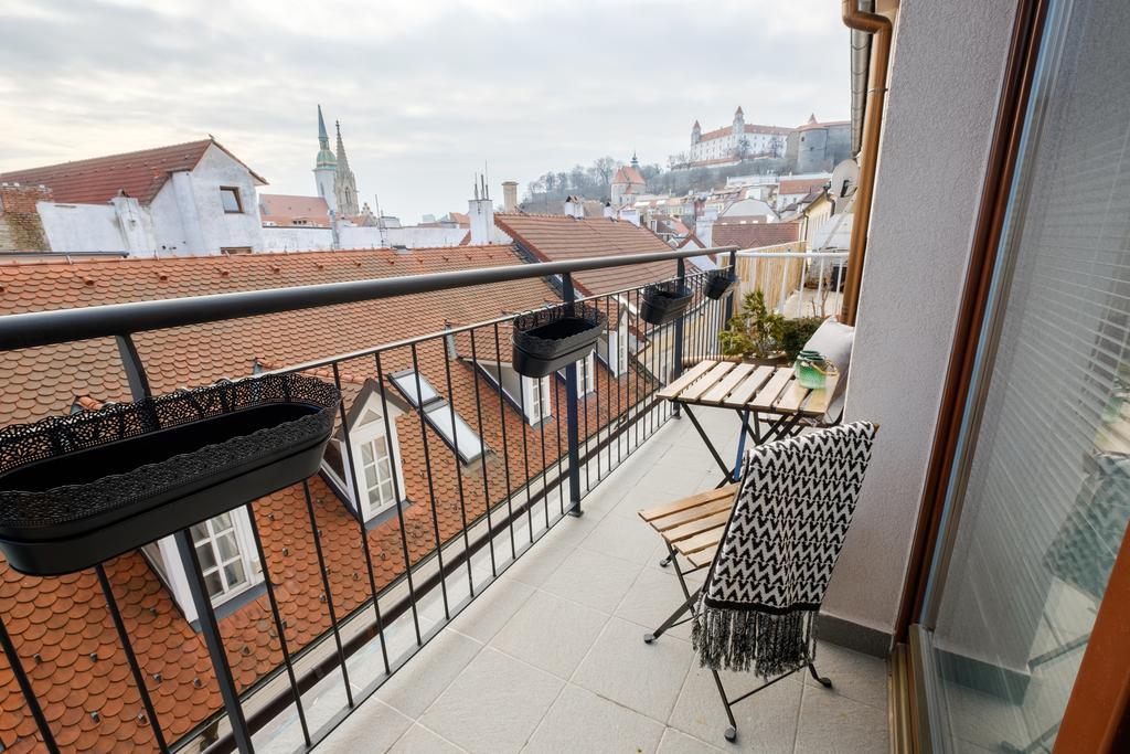Apartments Bastova, Stela & Mia Apartments Братислава Екстер'єр фото